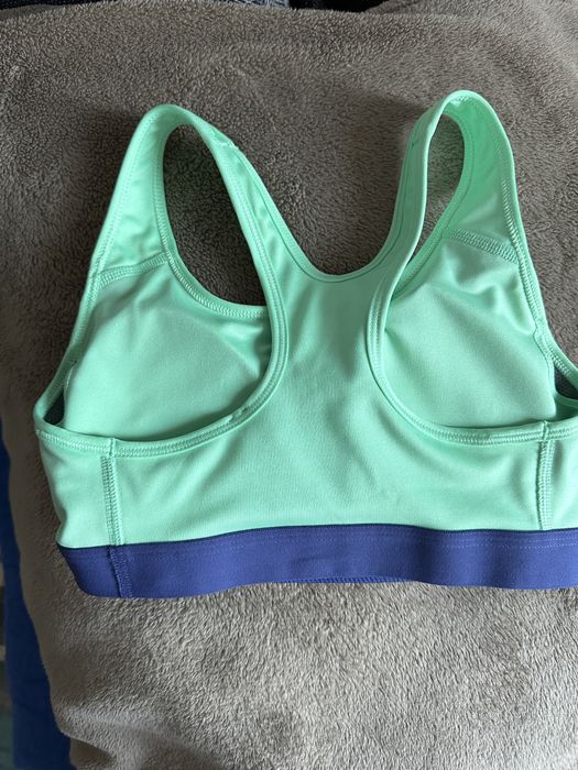 Bustiera Nike xs