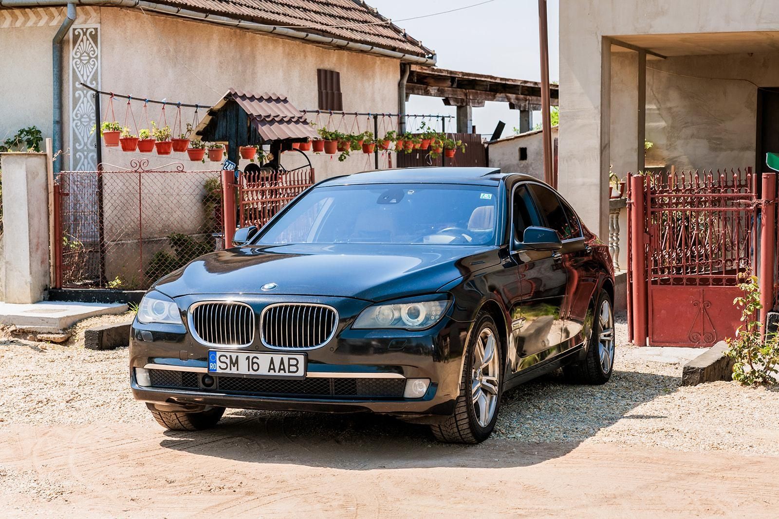 BMW seria 7, 740d