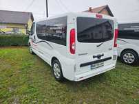 Vând Renault trafic