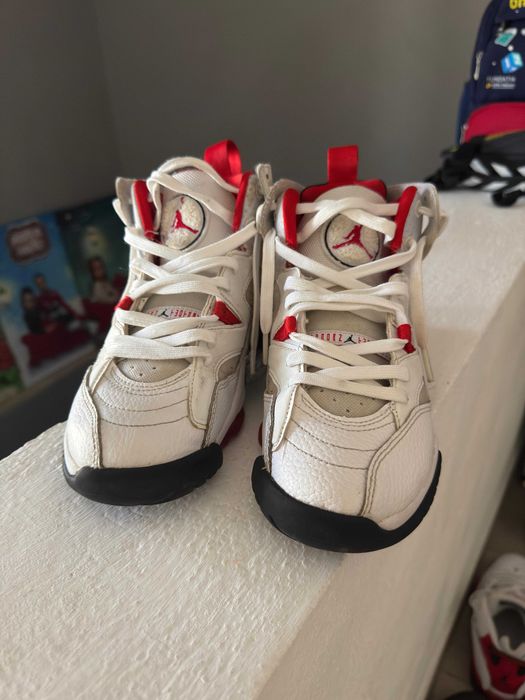 Air Jordan Jumpman Two Trey White University Red