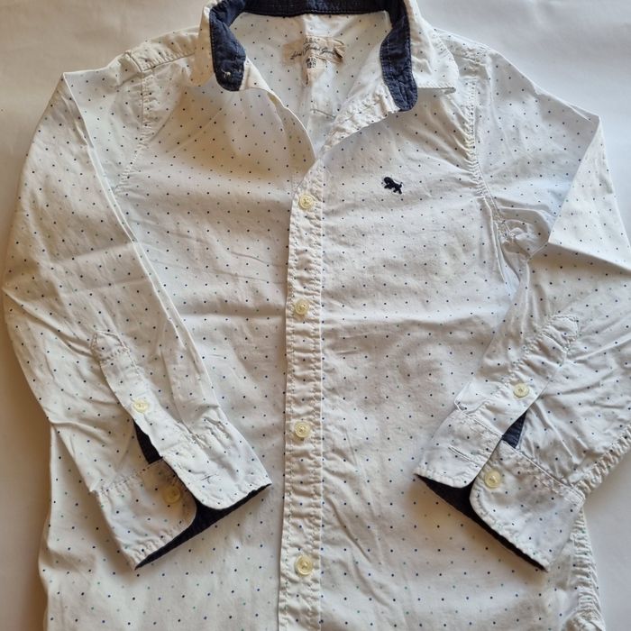 Детска бяла риза H&M и син панталон  Esprit, размер 122 см.