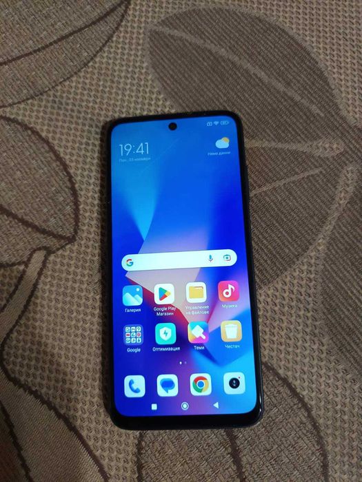 Телефон Xiaomi Redmi 10