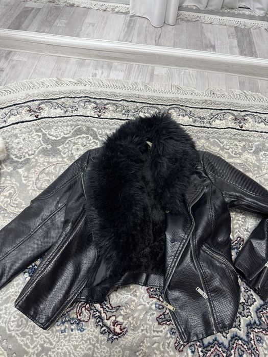 Женские куртки , в отличном состоянии