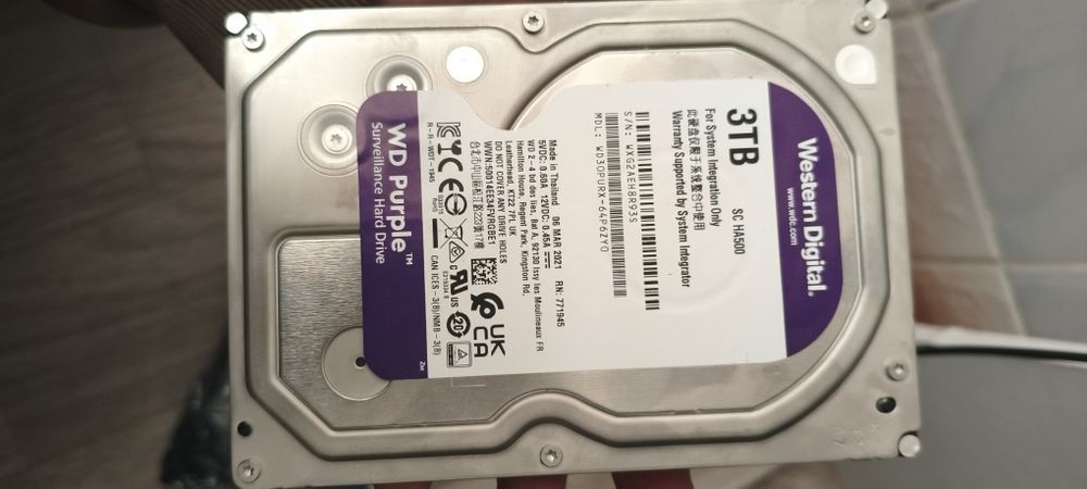 Жесткий диск 3tb