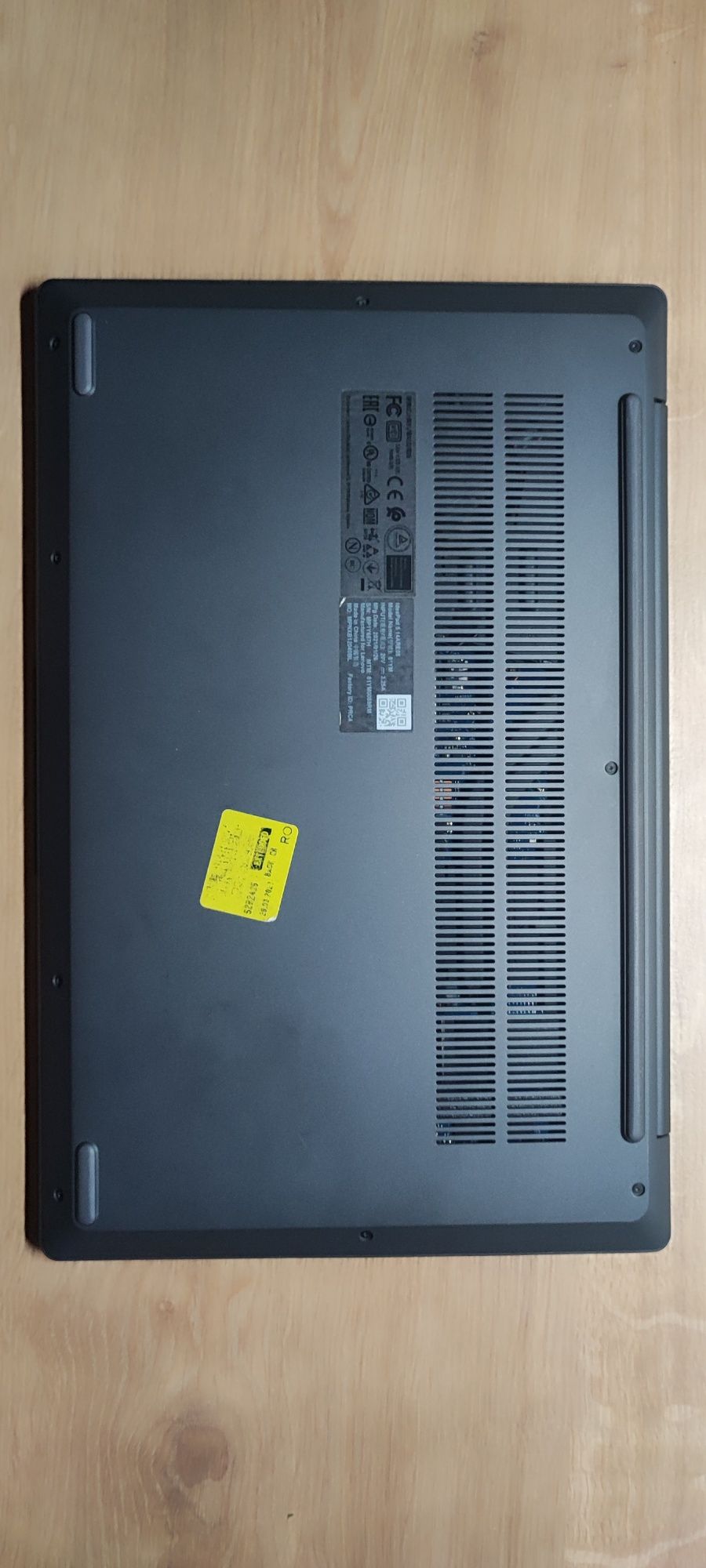 Laptop Ultraportabil Lenovo IdeaPad 5 14ARE05 cu procesor AMD Ryzen™ 7