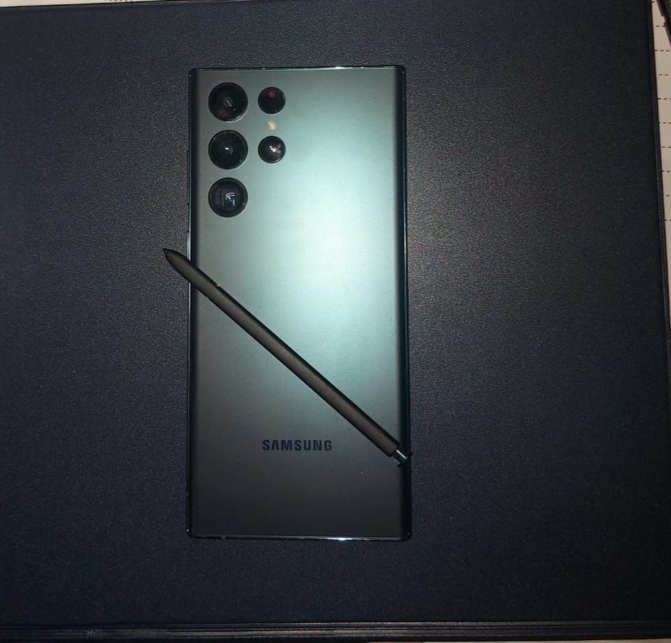 Samsung S 22 ULTRA 256 Gb CADOU căști GALAXY BUDS PRO