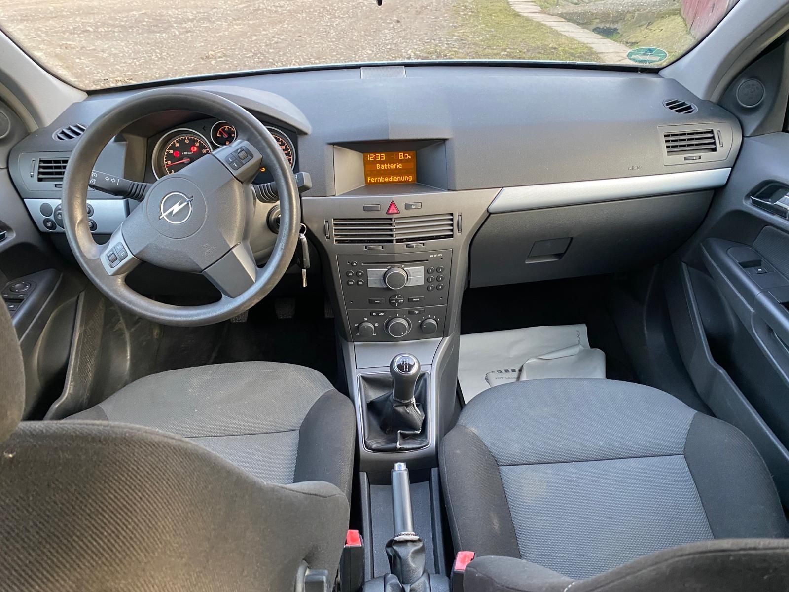 Opel Astra H 1.4 benzină