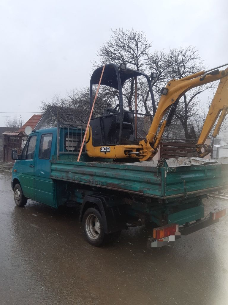 Lucrări cu miniexcavator!