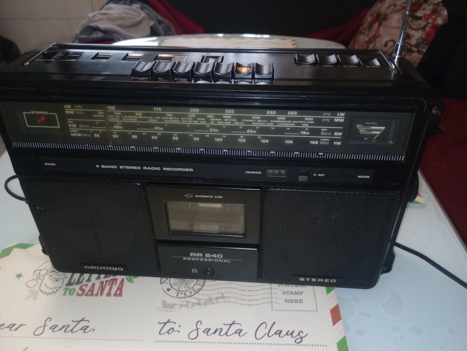 Radiocasetofon stereo Grundig RR640, radio 4 benzi, Antena Satelor