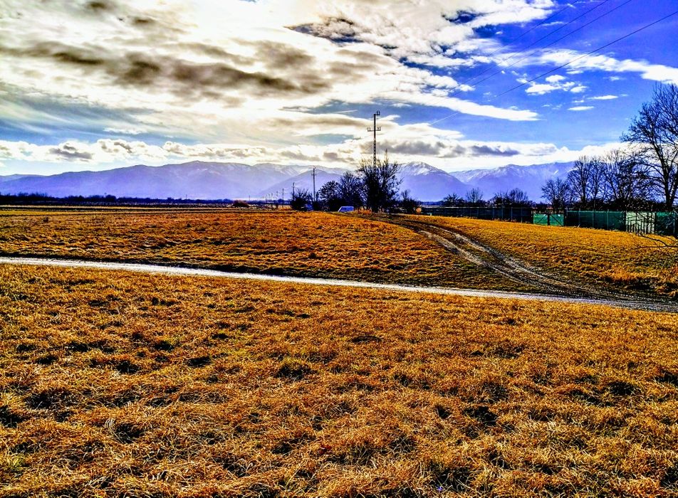 Teren intravilan 1100mp