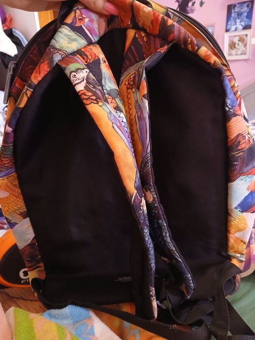 Училищна раница.