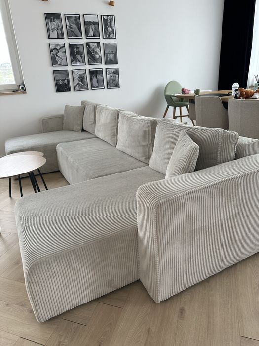 Canapea extensibila forma U model reiat