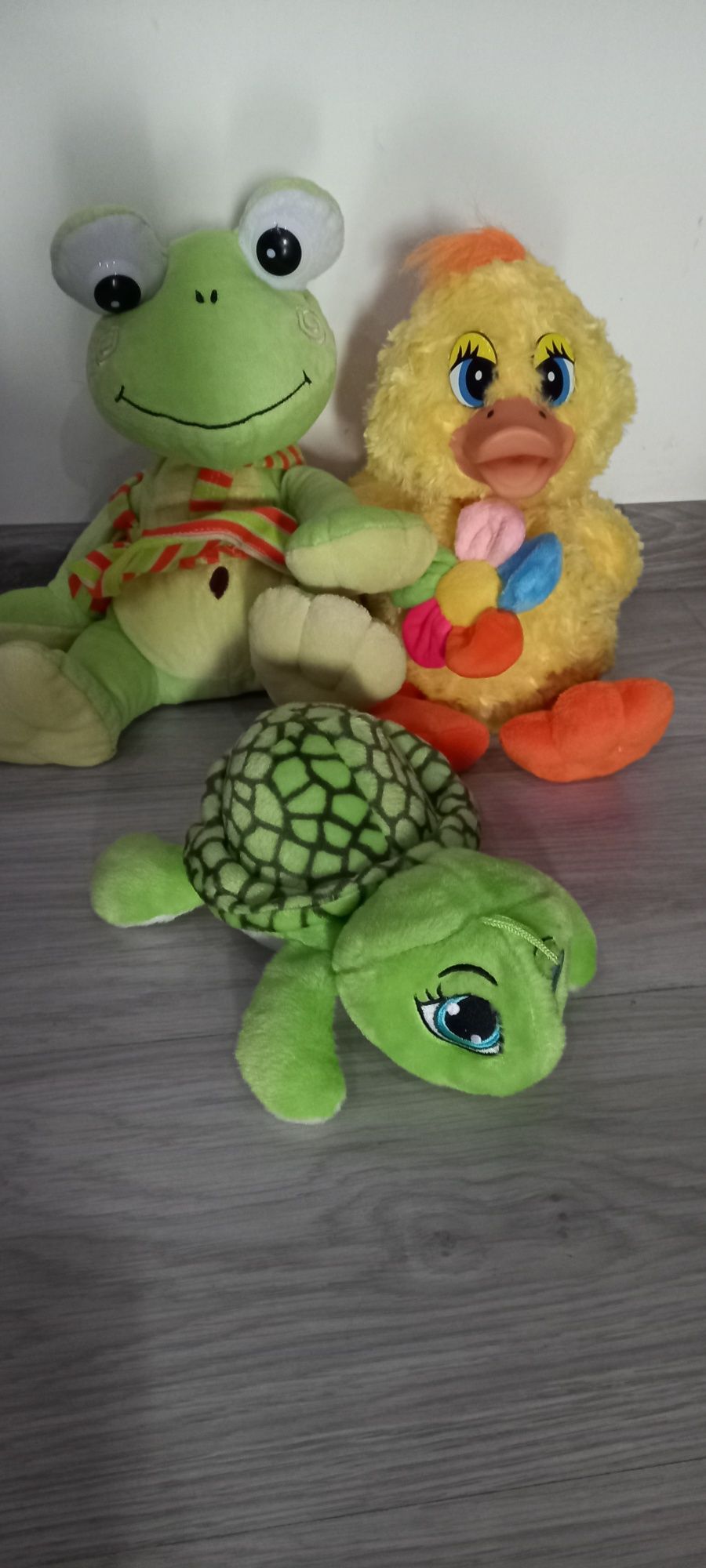 Лот от детски играчки