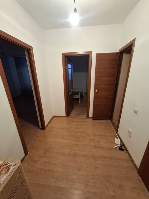 Сдаётся 1комн.кв в г.Уральске.5мкр 7 дом 4 этаж Рядом "НИШ" .