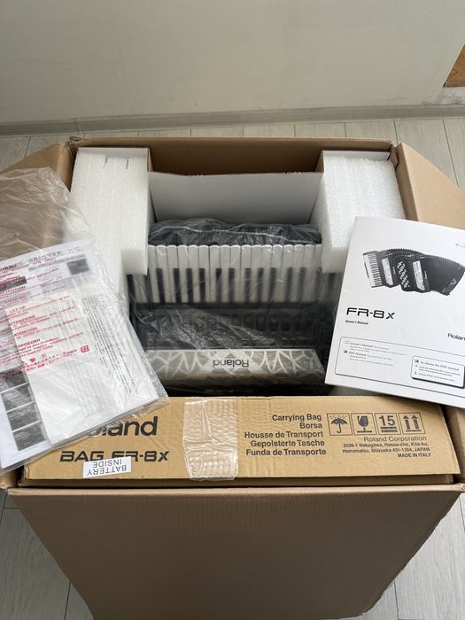 Acordeon Roland Fr8X