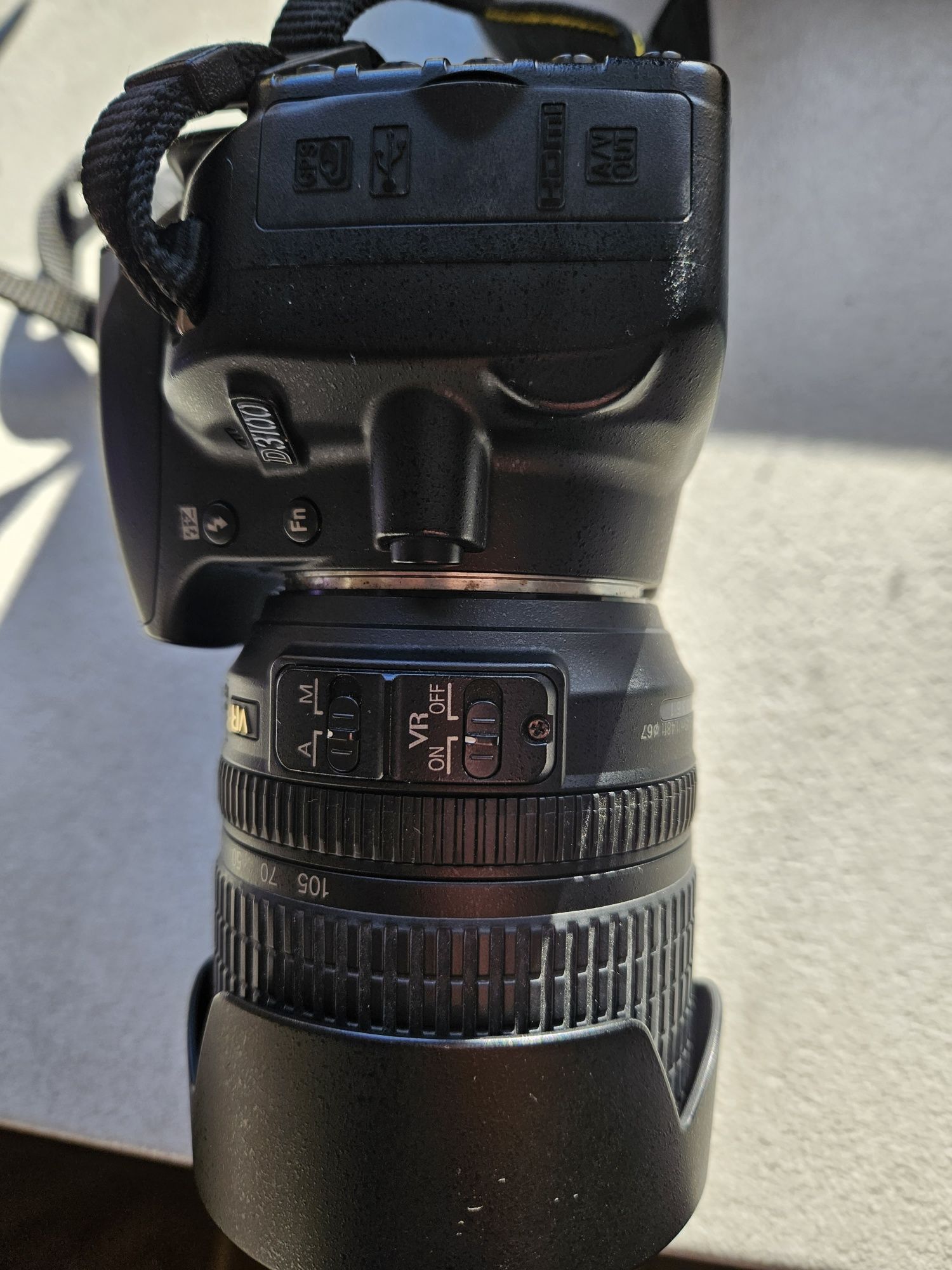DSLR Nikon D3100 18-105mm