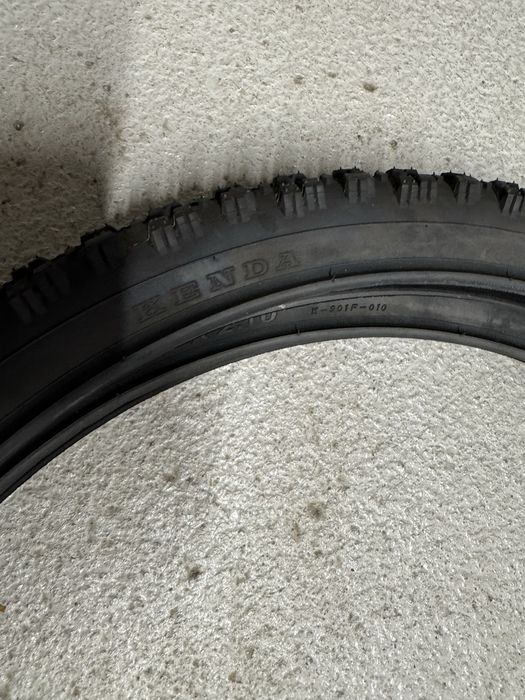 Велосипедни гуми нови, външни 26х2.1 с грайфер