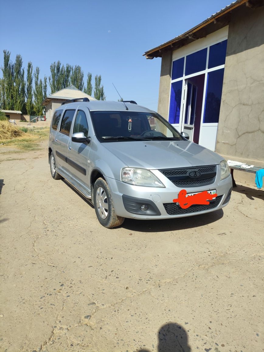 BAZ Lada Largus 2013