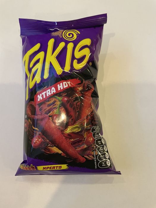 Red takis снакс xtra hot 90g