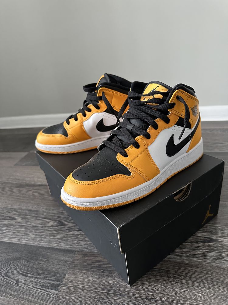 Обувки Nike jordan 1 taxi