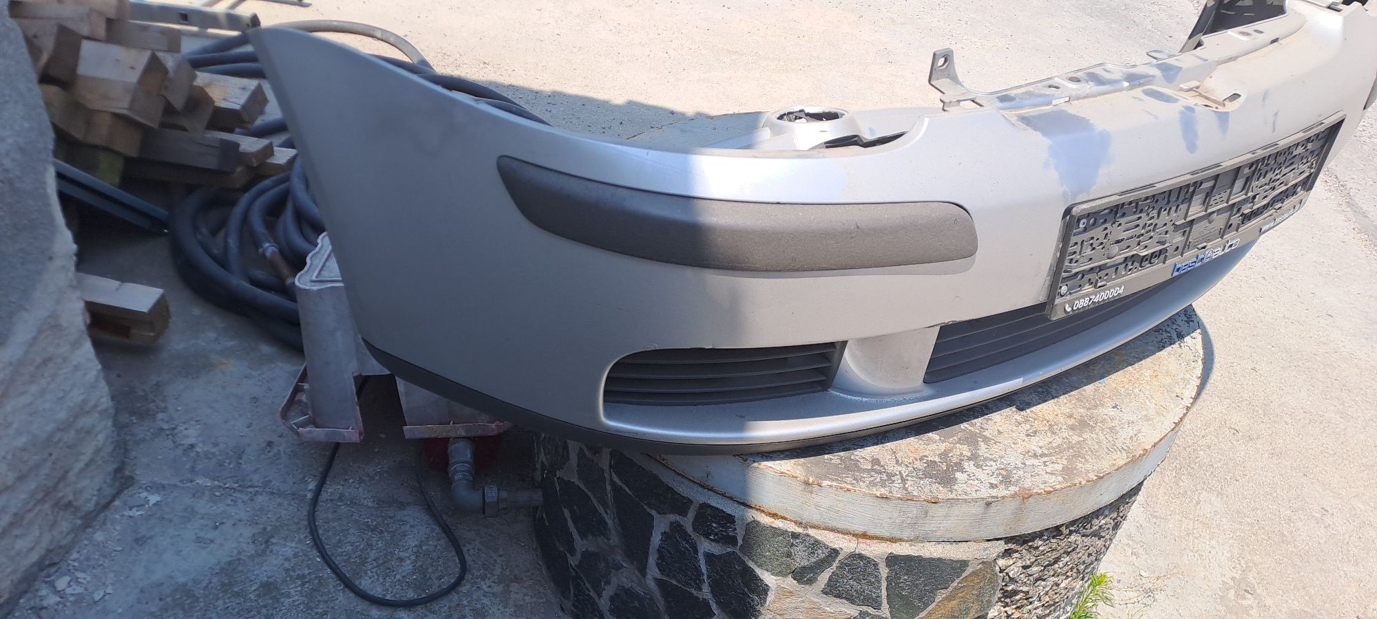 Предна броня за VW GOLF 5