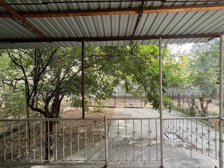 Ташсельмаш парк Ашхабад 1/1/4 с огородом и отдельным входом