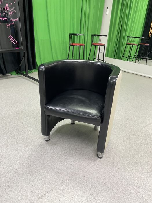 Кресло офисное..