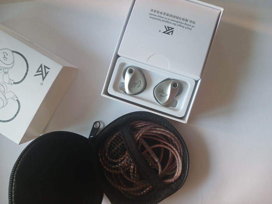 Наушники kz castor harman новый