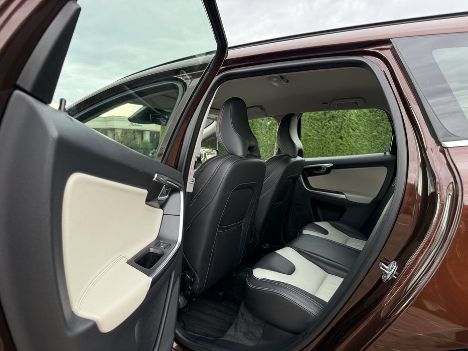 Volvo_XC60 2.0D An 2015 Summum Edition