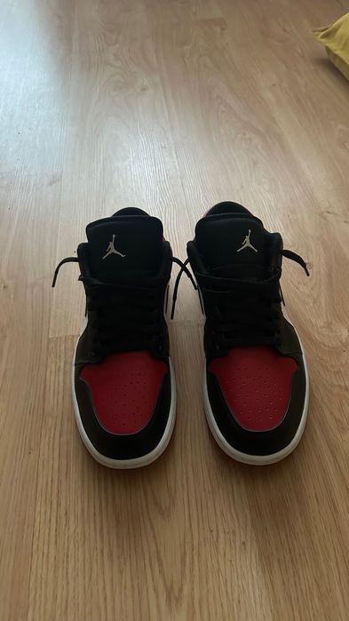 Jordan 1 Low Bred Toe