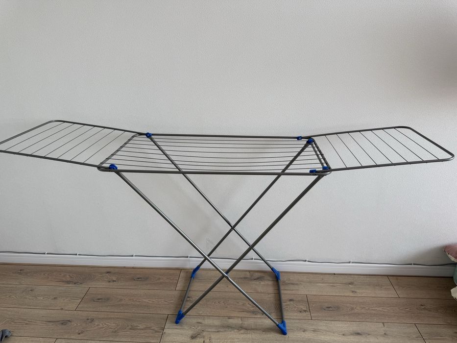 Сушилка в хорошем состоянии, 5 тыс