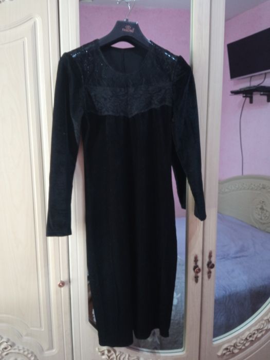 Платья виллур, почти новый