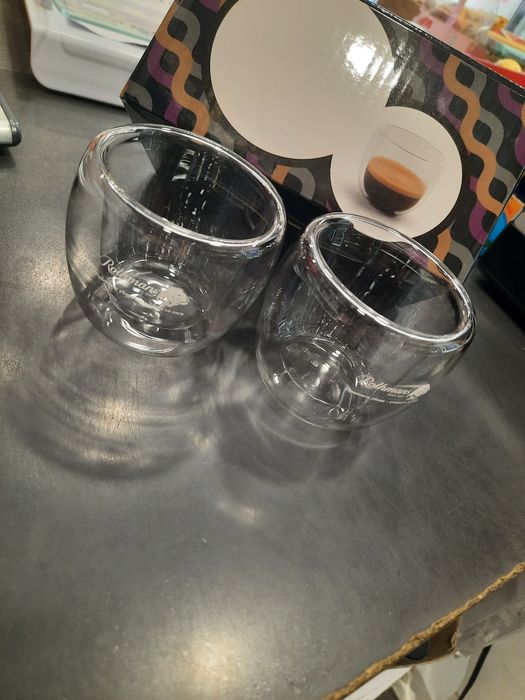 Тънкостенни чашки за кафе