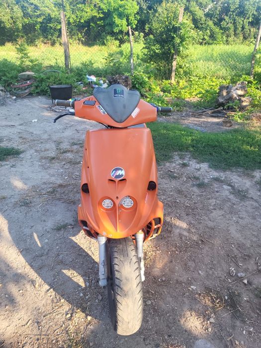 Scuter malaguti f12