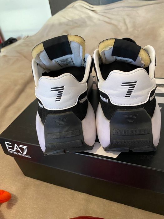 Adidasi Emporio Armani