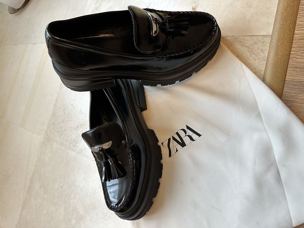 ZARA обувки 39 номер