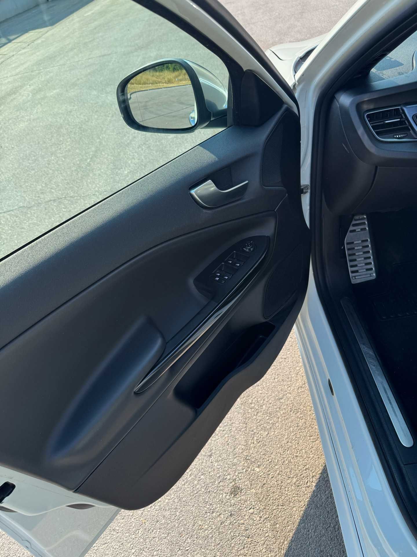Alfa Romeo Giulietta 2.0 Бензин 2015