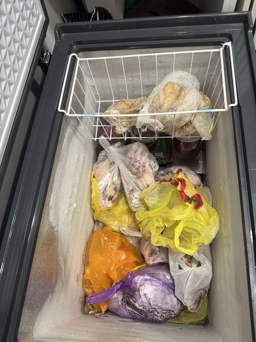 Морозильник Leadbros серого цвета