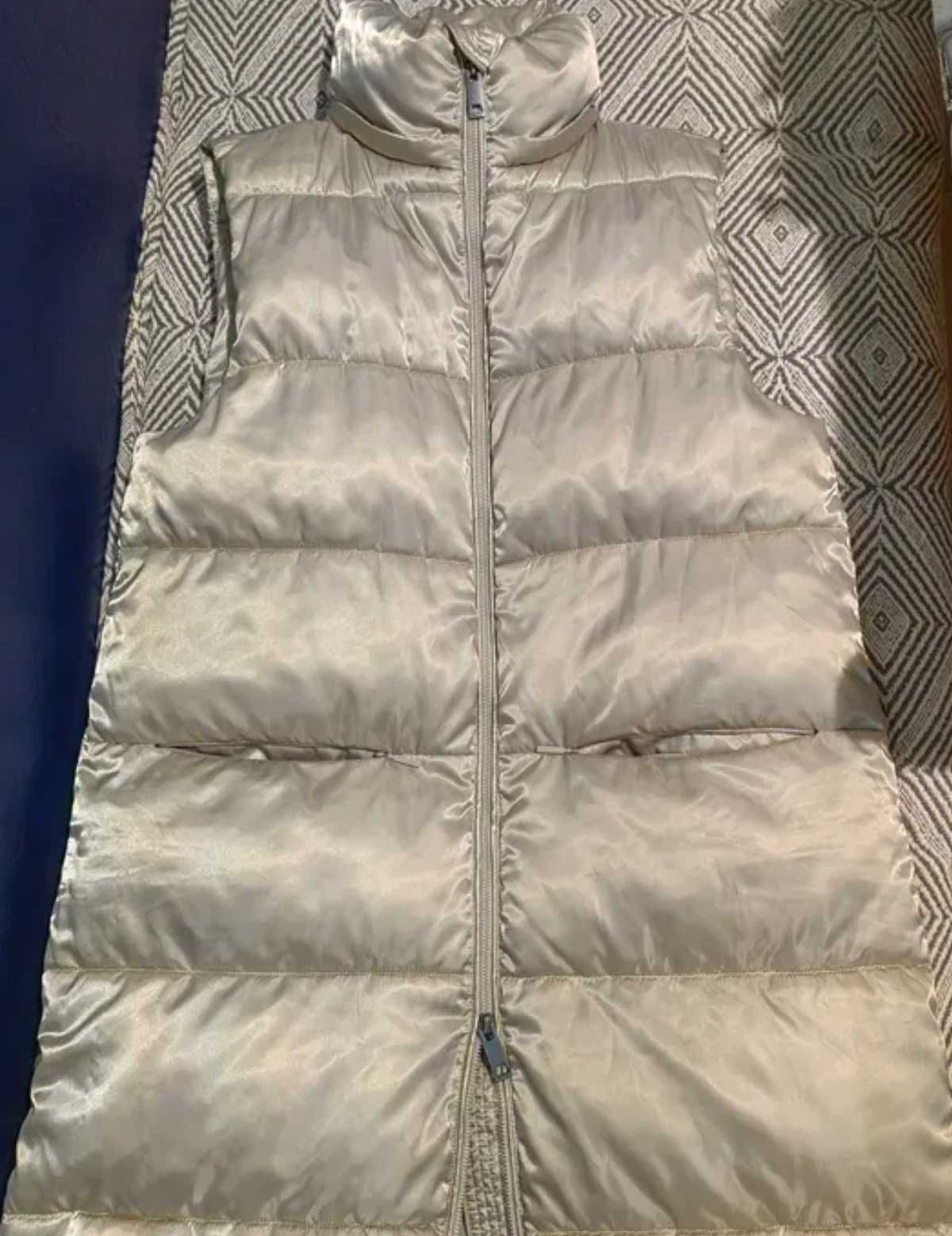Дамски елек ,яке,палто Massimo Dutti