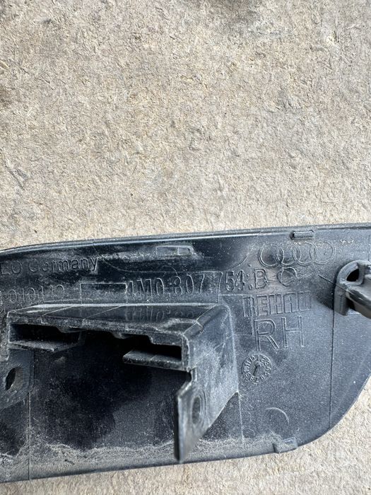 Audi Q7 16-21г дясна капачка за пръскалки