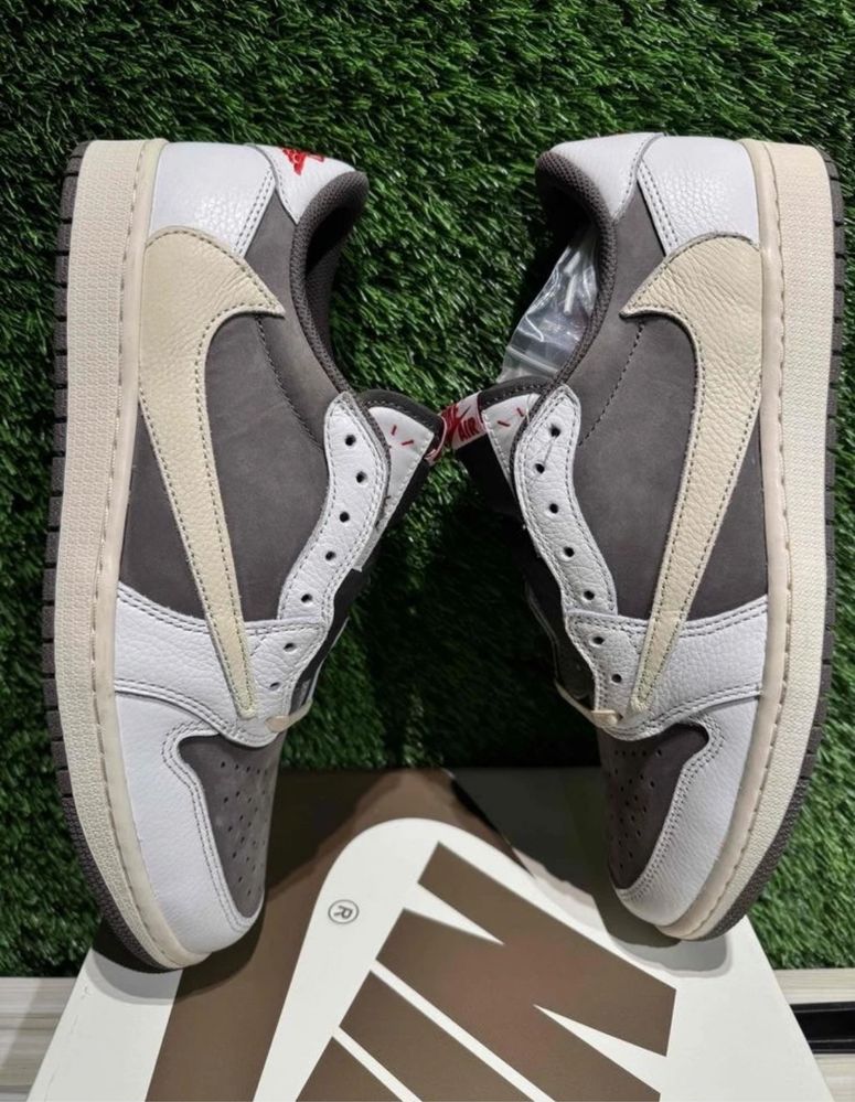 Nike Travis Scott Reverse Mocha Adidasi