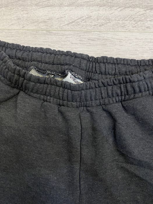 Pantaloni trening gymshark