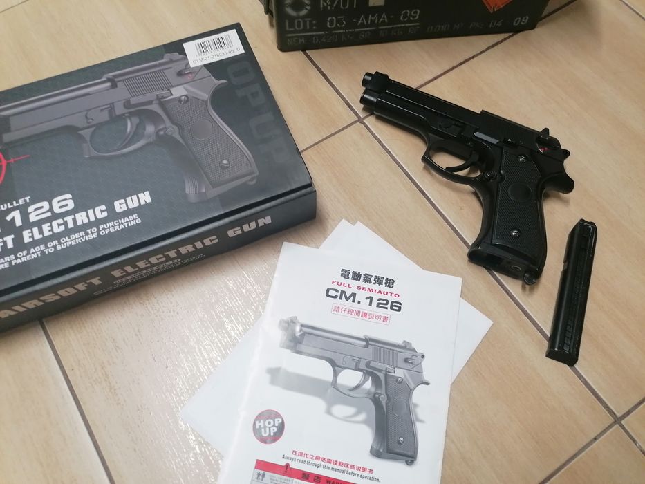 Pistol electric airsoft Cyma