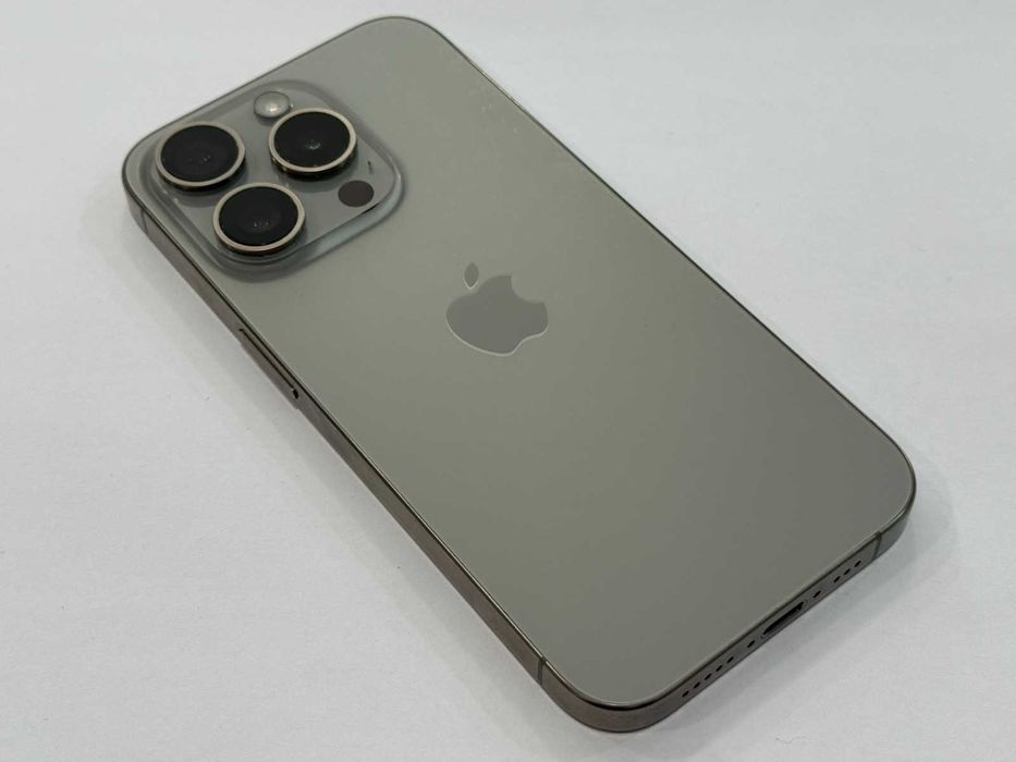 iPhone 15 Pro 128GB -Natural Titanium