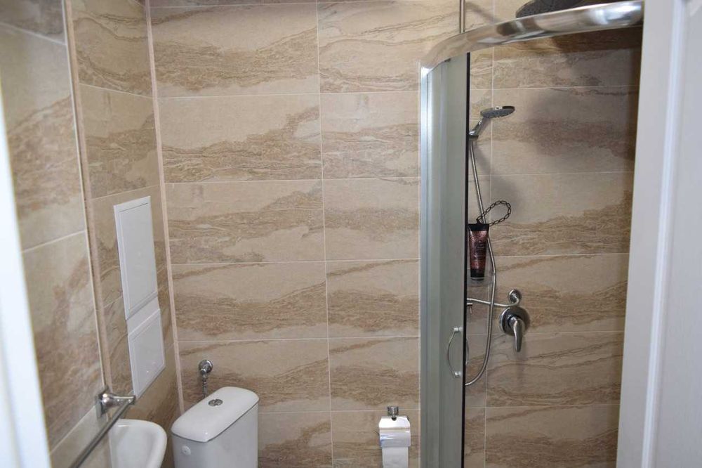 Продава се Тристаен апартамент в Пловдив, Център - 73 кв.м за 1343 €/кв.м - Снимка #8