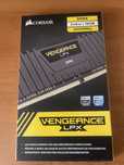 Kit 2x8 16GB DDR4 Memorie Ram Corsair Vengeance LPX 2400MHz  Cl 16