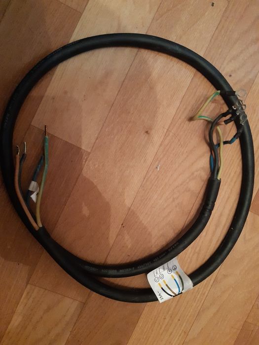 Продам Кабель Сетевой Для Электроплиты на 220 или 380 вольт.