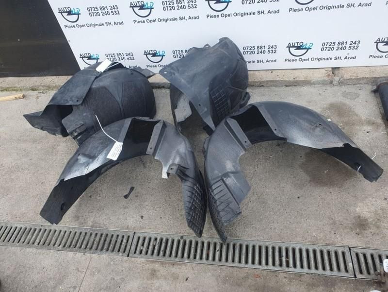 Carenaj roata stanga dreapta fata spate Opel Zafira C