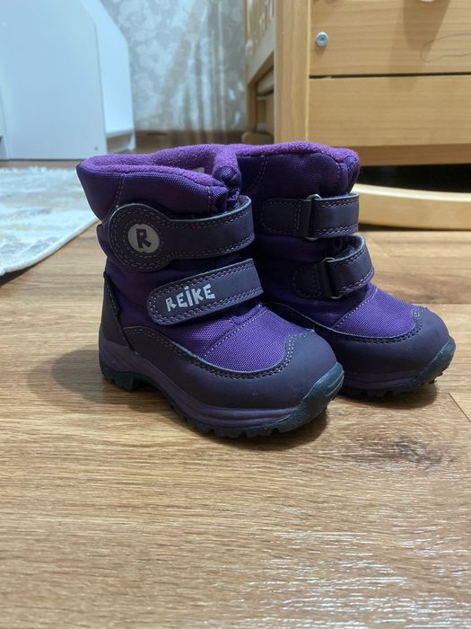 Осенне-весенняя обувь в отличном состоянии. 21-го размера