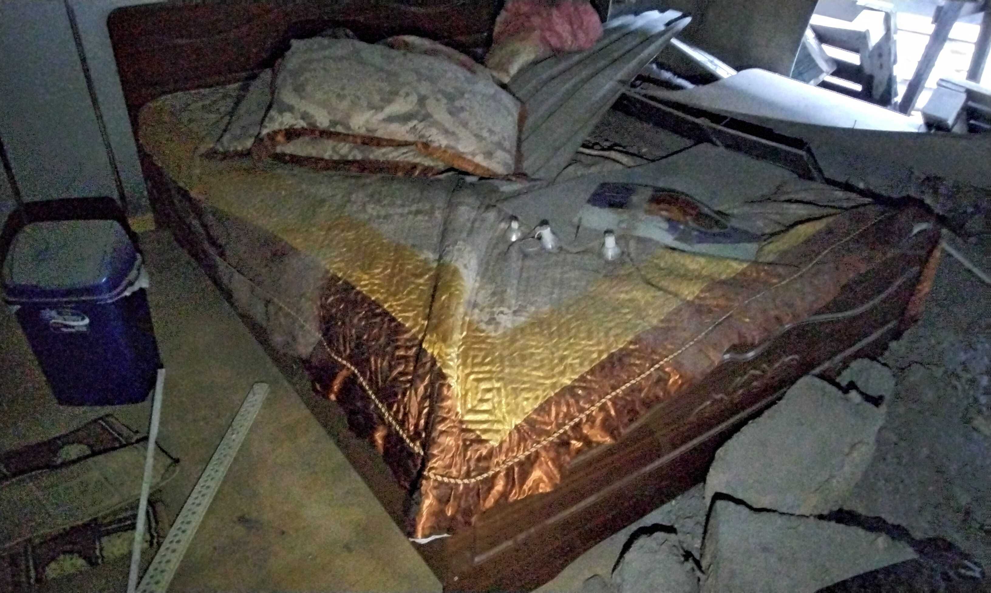 Кровать с матрацем 1,5 х 2.0